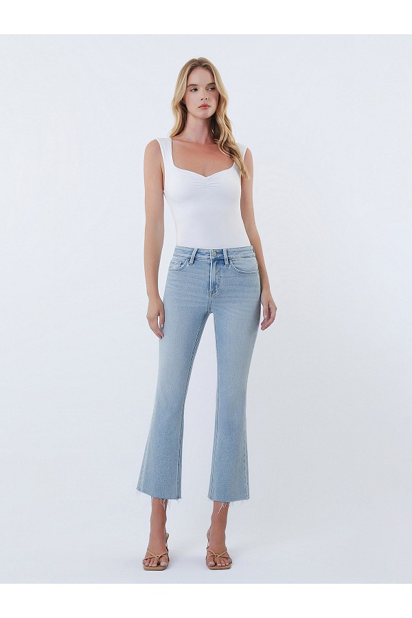 HIGH RISE LIGHT WASH RAW HEM KICK F...